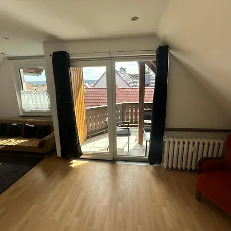 2,5 Raum Moebliert Dachgeschoss