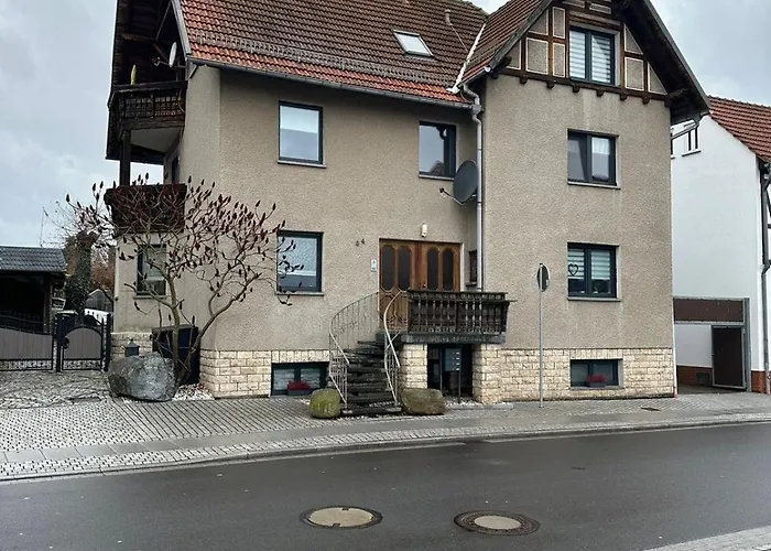 2,5 Raum Moebliert Dachgeschoss *